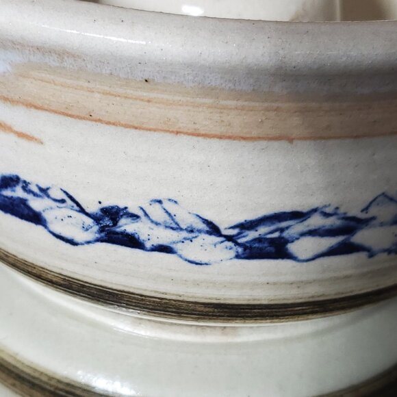 Vintage Handcrafted Stoneware Chicken Roaster 9 1/4" - Picture 6 of 7